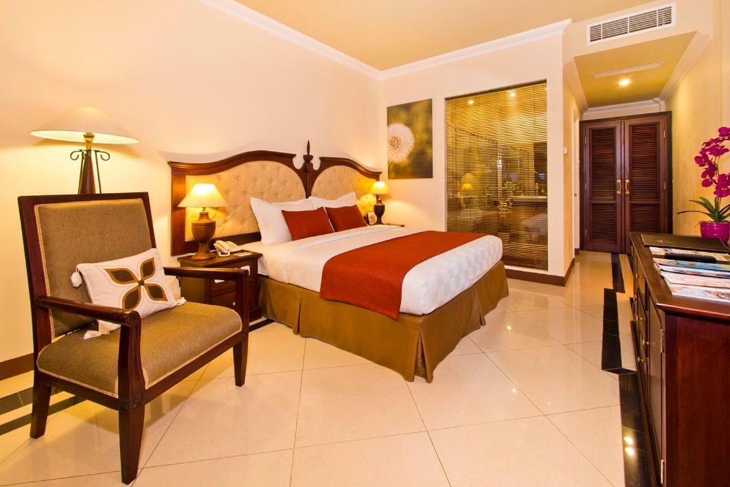 Puri Asri Hotel & Resort Magelang Exterior foto