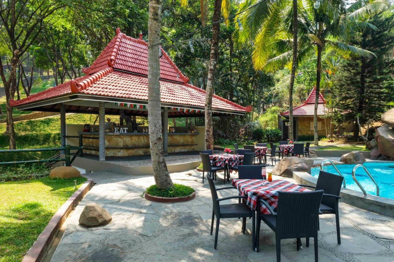 Puri Asri Hotel & Resort Magelang Exterior foto